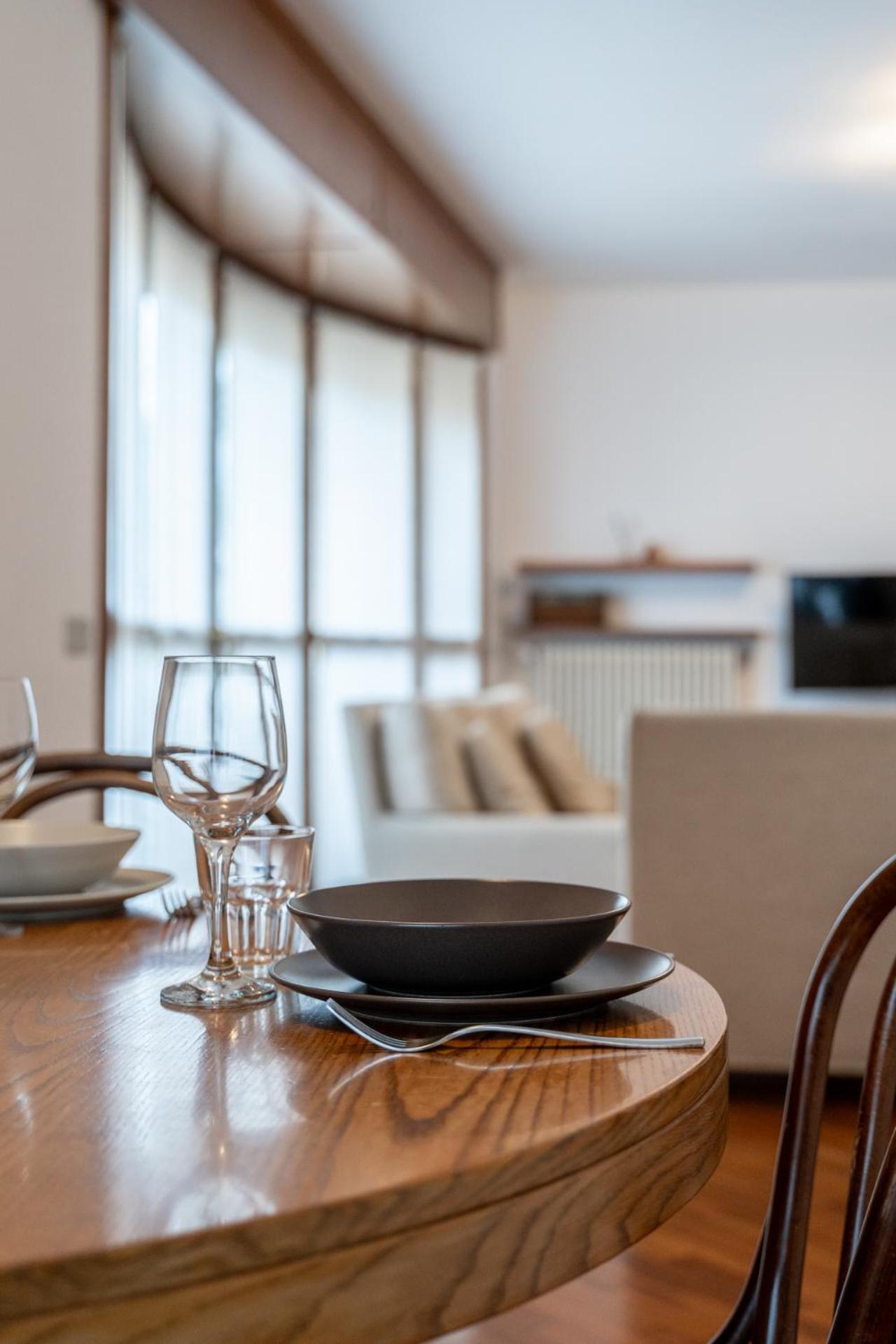לקו Spacious Bright Apartment Near City Center And Como Lake With Air Conditioning מראה חיצוני תמונה
