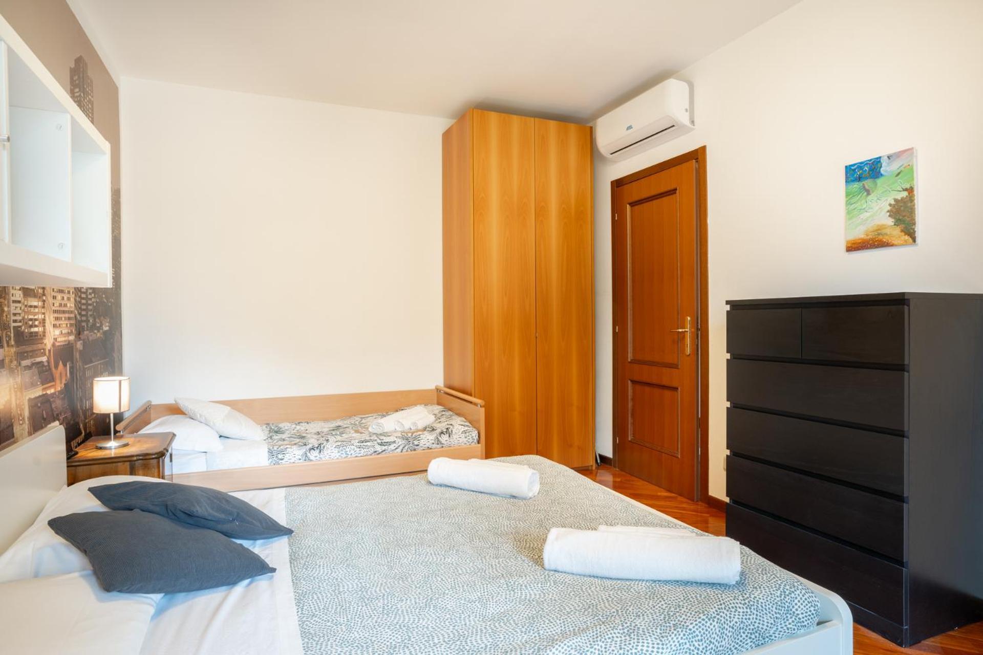 לקו Spacious Bright Apartment Near City Center And Como Lake With Air Conditioning מראה חיצוני תמונה