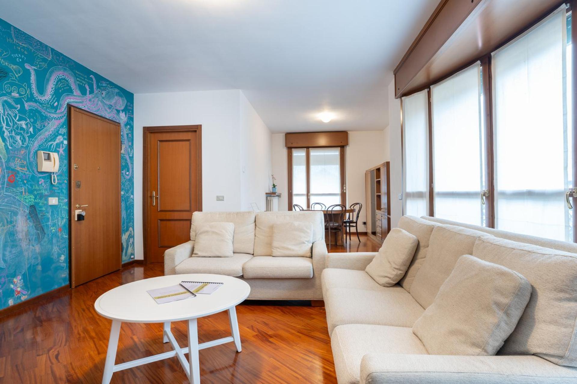 לקו Spacious Bright Apartment Near City Center And Como Lake With Air Conditioning מראה חיצוני תמונה