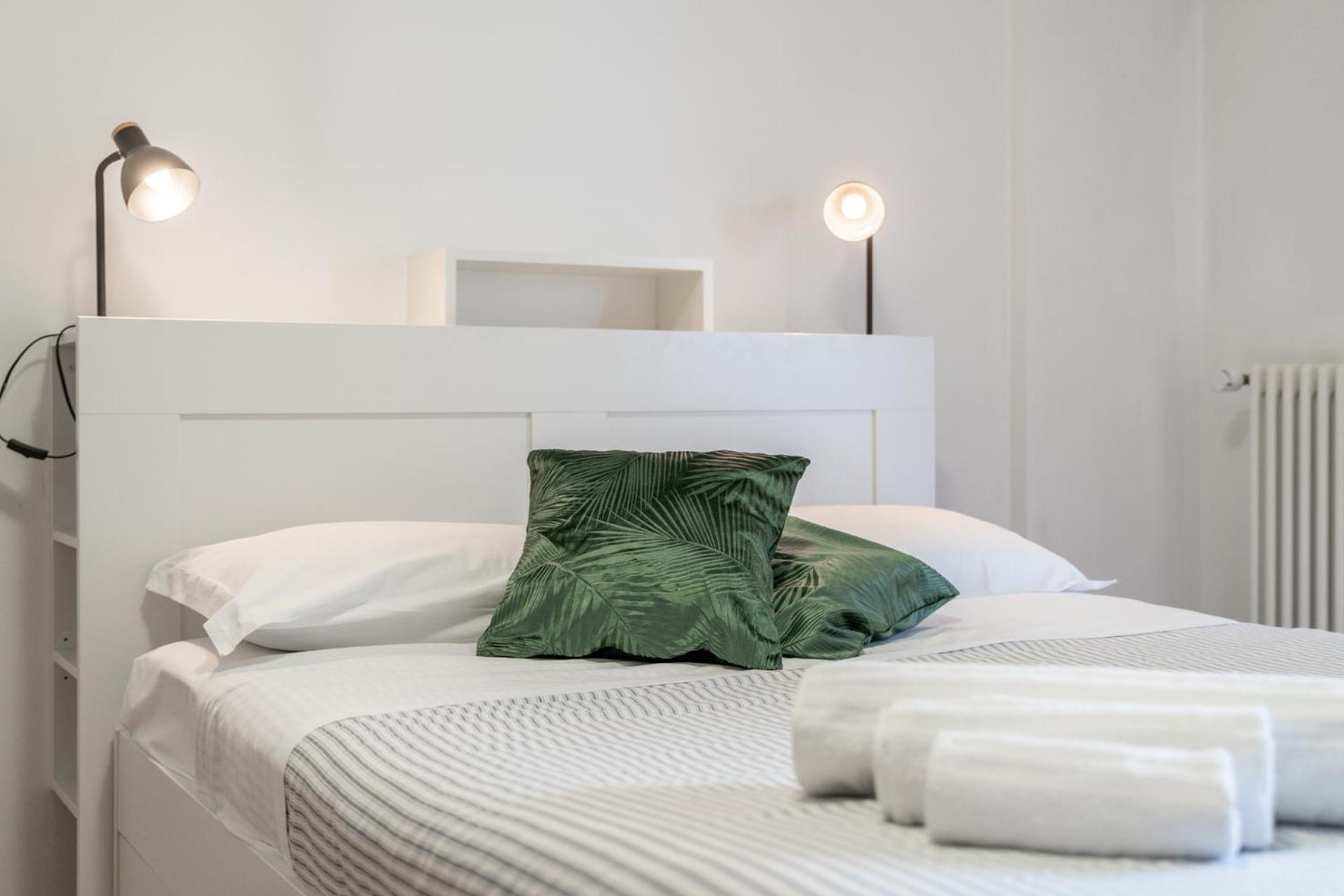 לקו Spacious Bright Apartment Near City Center And Como Lake With Air Conditioning מראה חיצוני תמונה