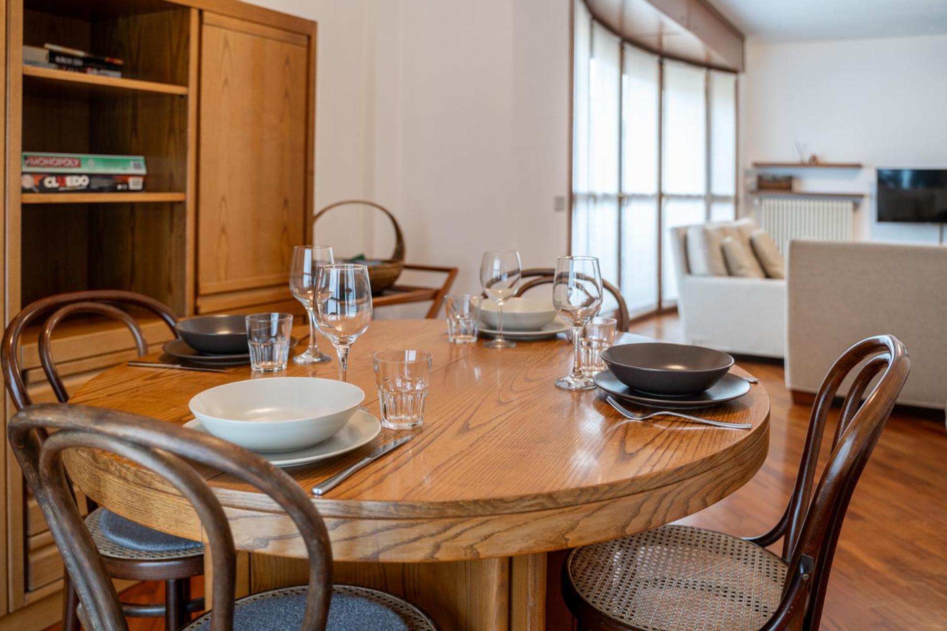 לקו Spacious Bright Apartment Near City Center And Como Lake With Air Conditioning מראה חיצוני תמונה